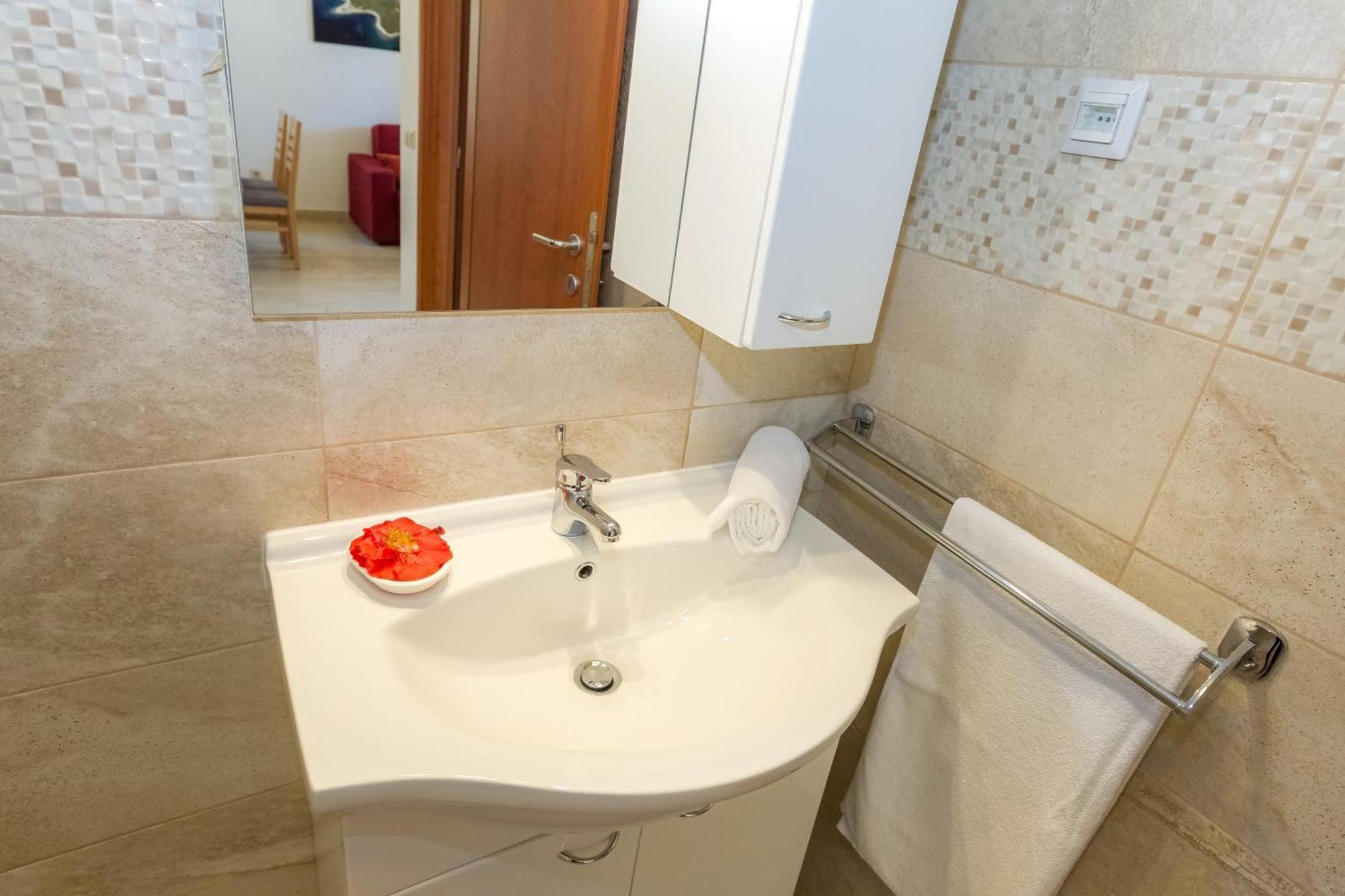 Apartments By The Sea Veli Rat, Dugi Otok - 11525 الغرفة الصورة